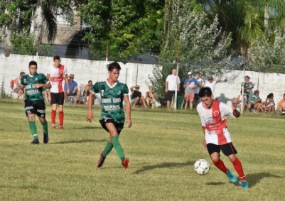 SARMIENTO VENCIÓ A UNIÓN EN EL INICIO DEL TRIANGULAR