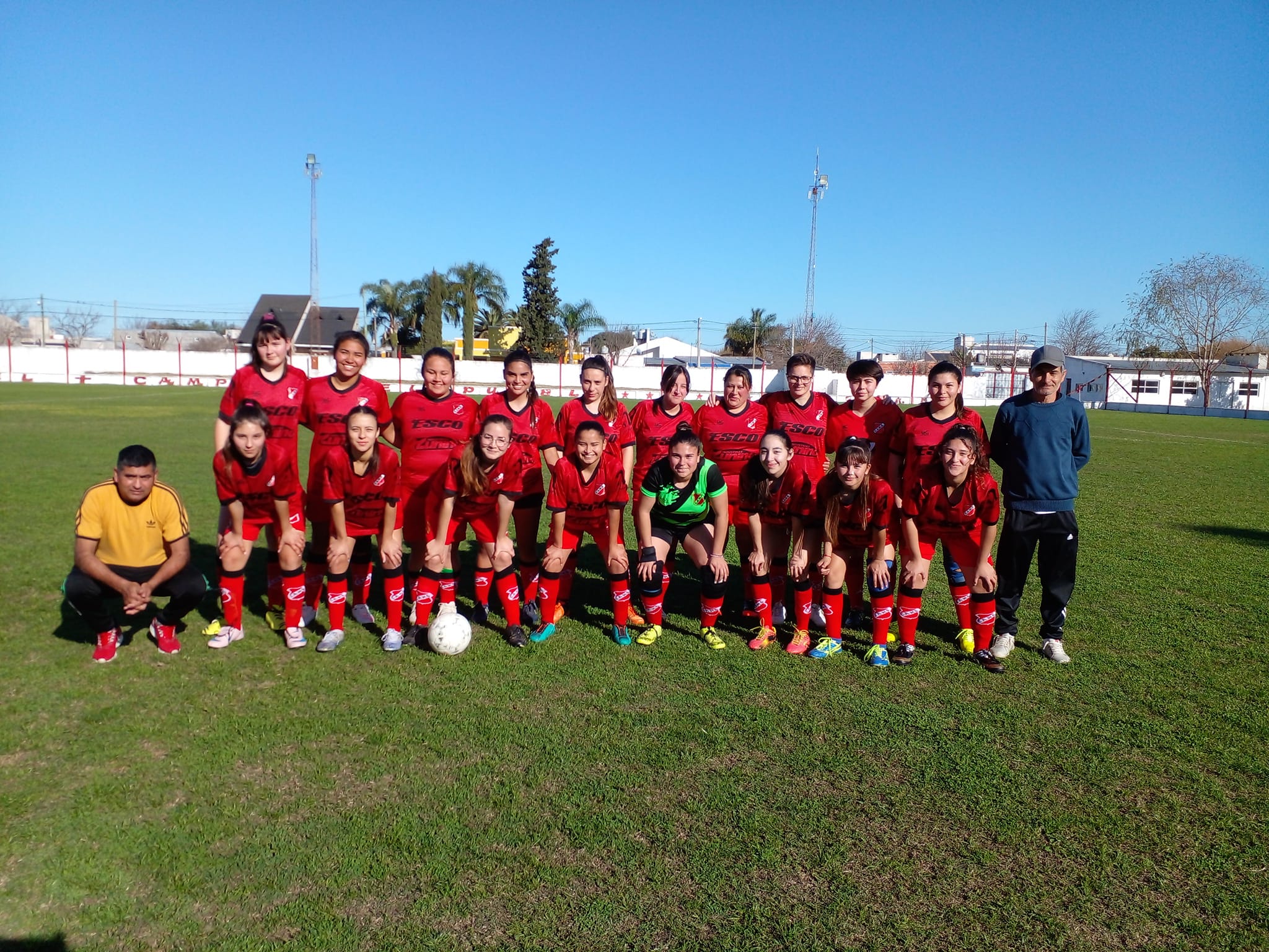 EL FÚTBOL FEMENINO YA ES UNA REALIDAD EN PARANÁ CAMPAÑA