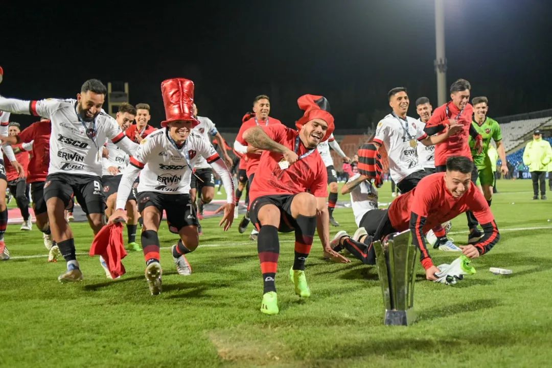 LOS CRESPENSES CAMPEONES DE LA COPA ARGENTINA