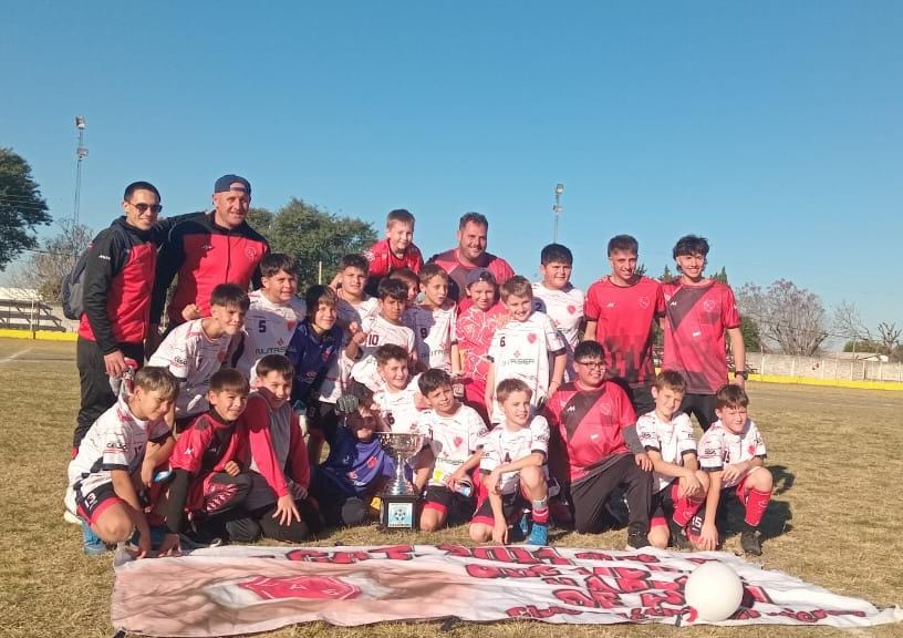 Atlético Sarmiento campeón en Sub 11